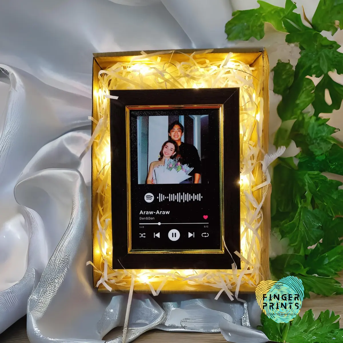 Customized Spotify Photo Frames 3R 4R 5R Photo Gift Decor Glass Decoration Pack Frame (Scan to Play) with photo stand polaroid wall instax inspired picture Braided Locket