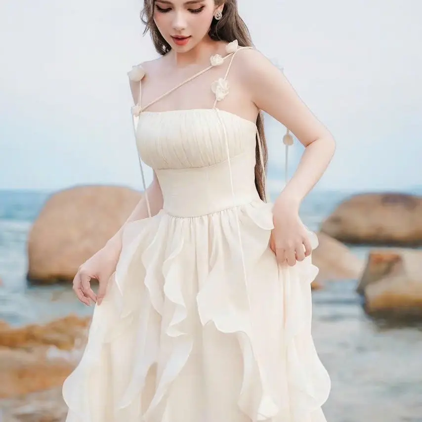Váy 2 dây cúp ngực dáng dài đi tiệc đi biển cho các nàng Nữ Voi Kem Voan Women Dress