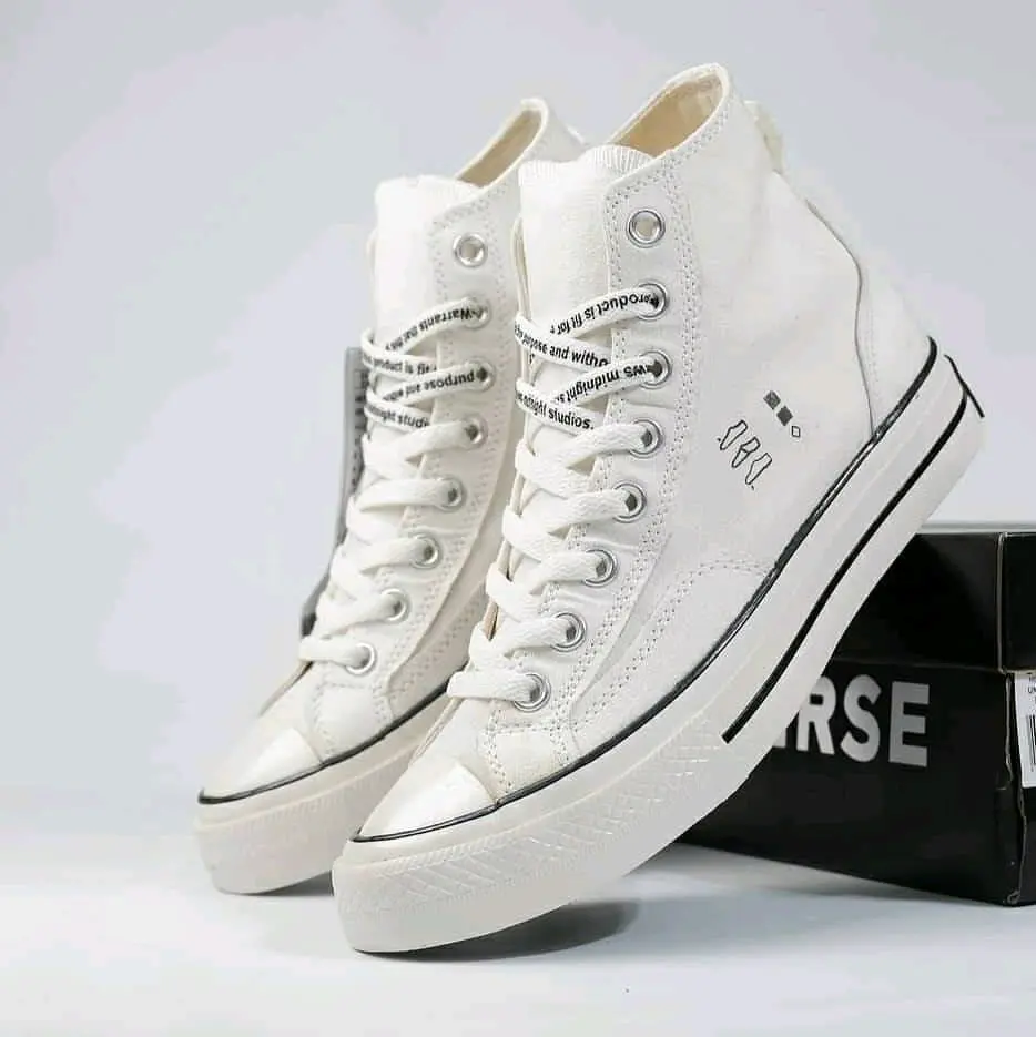sepatu Midnight studios High