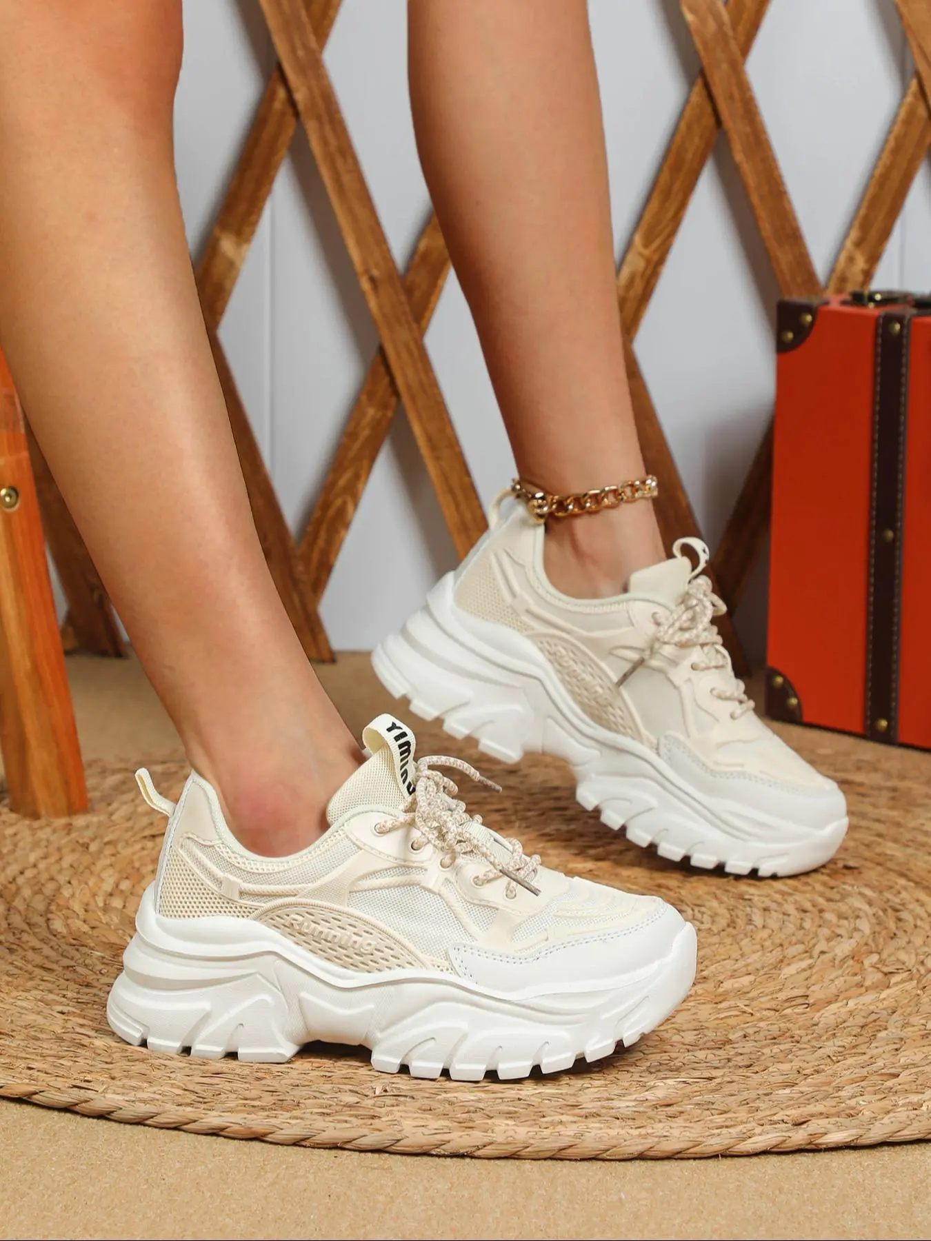 Women's Fashionable Lace Up Platform Sneakers, Casual Comfortable Breathable Sports Running Shoes, Female All-match Round Toe Chunky Sneakers for Daily Wear, Girl