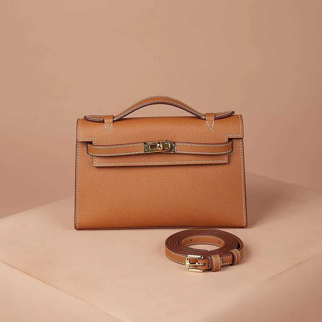 Anonymous Kylee Pochette 22 Taiga Leather No Brand (Tas Kulit)