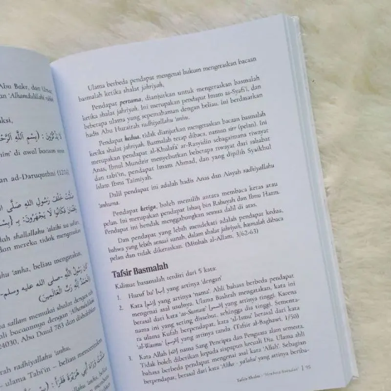 Tafsir Shalat Memahami Makna Gerakan dan Bacaan dalam Shalat | Muamalah Publishing 4