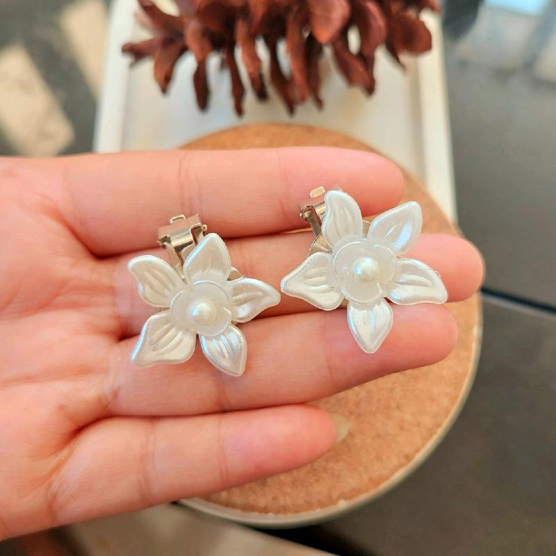 Anting hijab manik manik// klip Hijab Kekinian Kelopak Per Set//kelopak Klip anting hijab 0