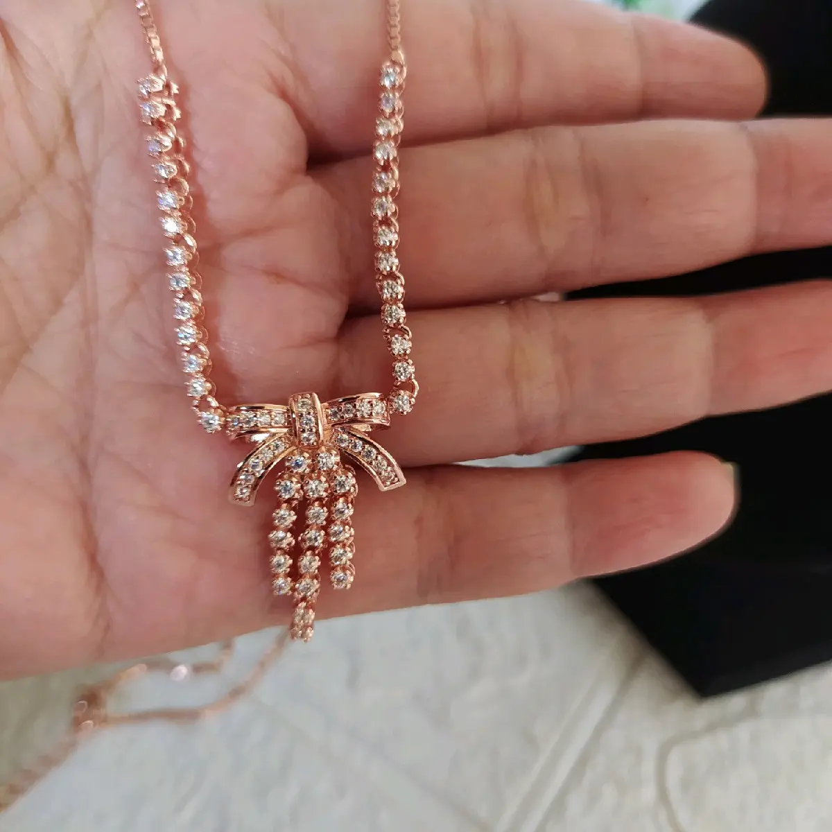 kalung replika berlian Medan awet mewah tidak berkarat 01