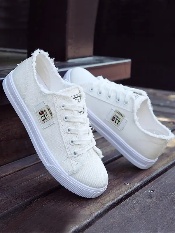Women's Fashionable Lace Up Low Top Sneakers, Casual Comfortable Sports Shoes for Daily Wear, Female All-match Round Toe Shoes for Daily Wear 4