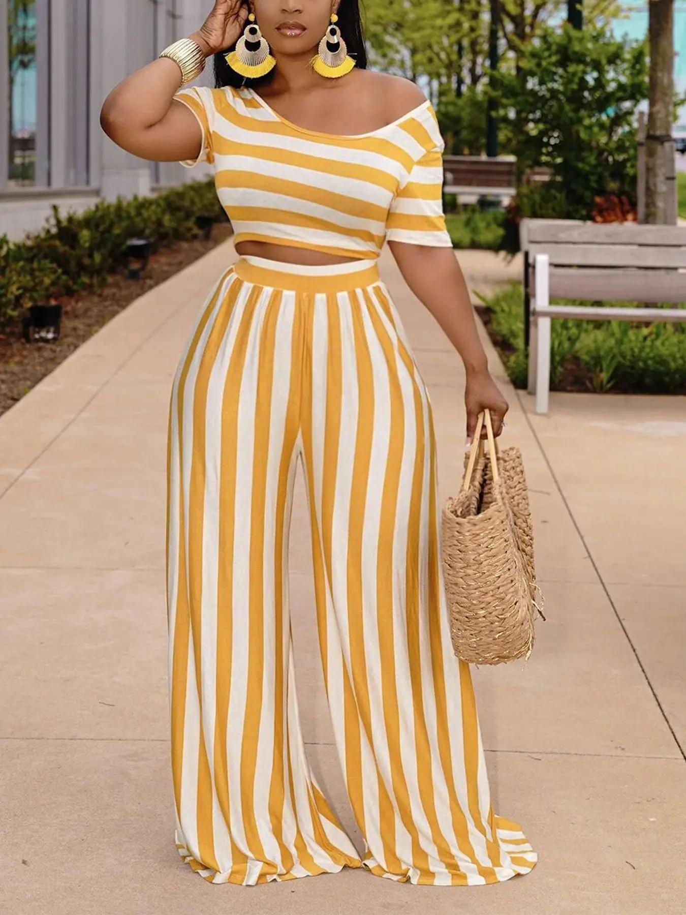 Women's Striped Print Crop Top & Wide Leg Pants Set, Casual Fashion Cozy Top & Trousers for Daily Outdoor Wear, Ladies Summer Clothes