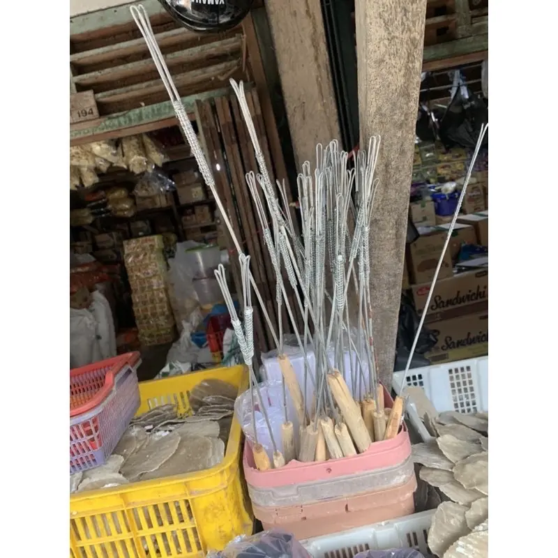 Alat panggangan penjepit kemplang 0