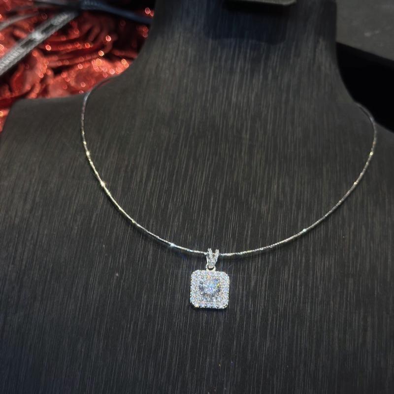 Trang Sức Vòng Kiềng Cổ Bạc Mảnh Chạm Máy Phối Mặt Halo Vuông X.o.à.n Nam Mỹ Xi Kim (D11)