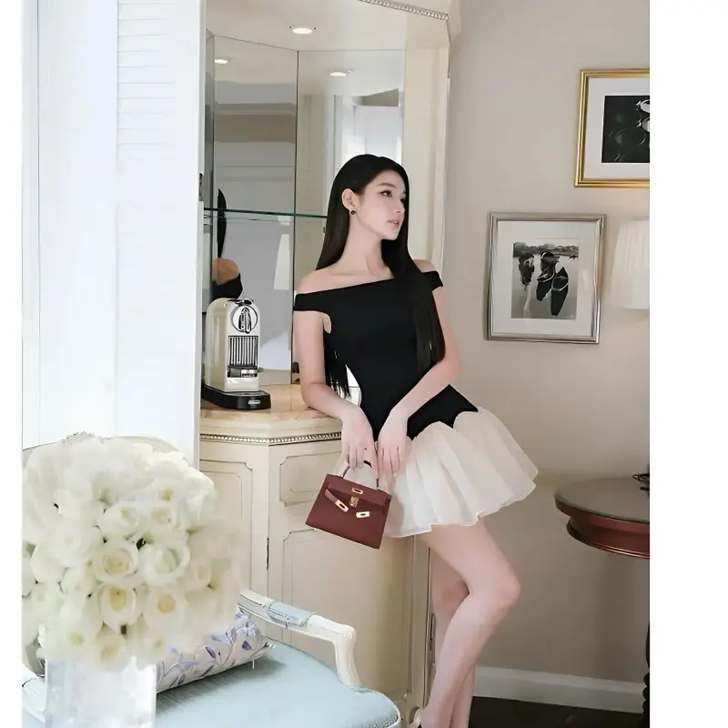 Váy Trễ Vai Màu Đen Phối Tơ Xốp Dáng Váy Xoè Bông Hoa 2