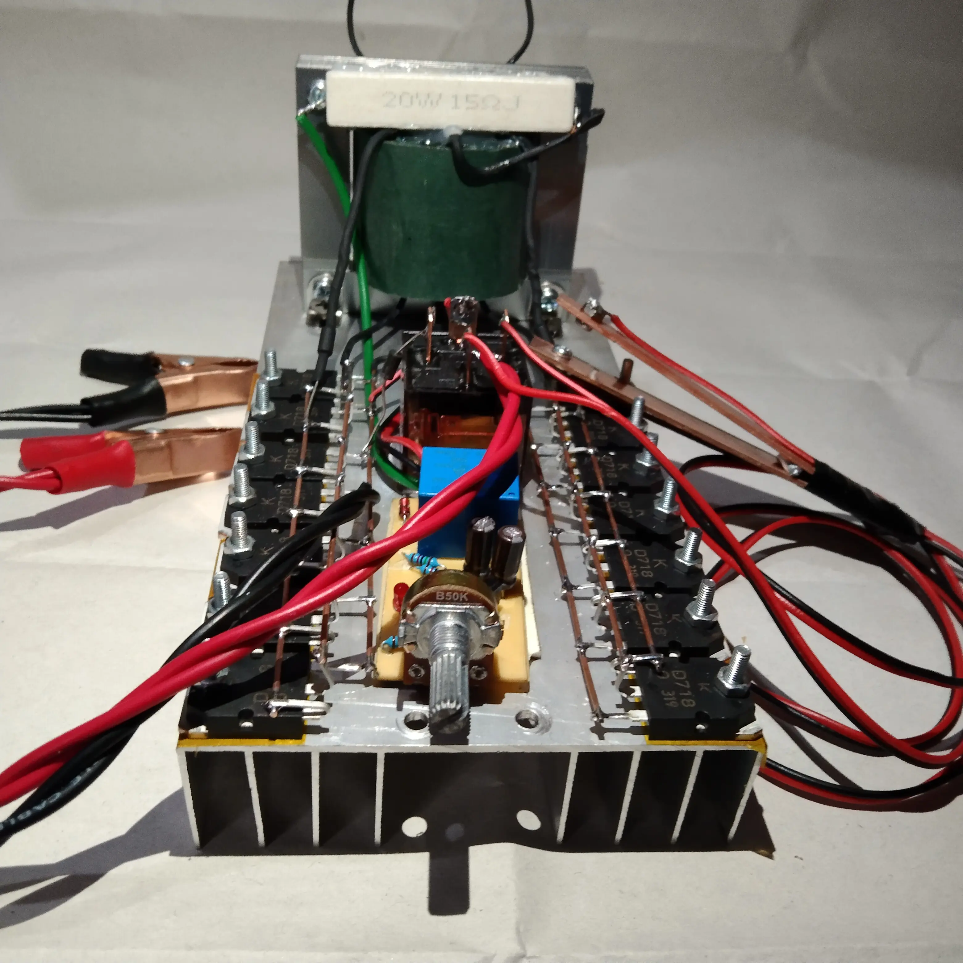 Amplifier dengan Inverter Ekstra dan 14 Transistor Asli PLIP Plopp dari EXTRASHOP12 - Jam