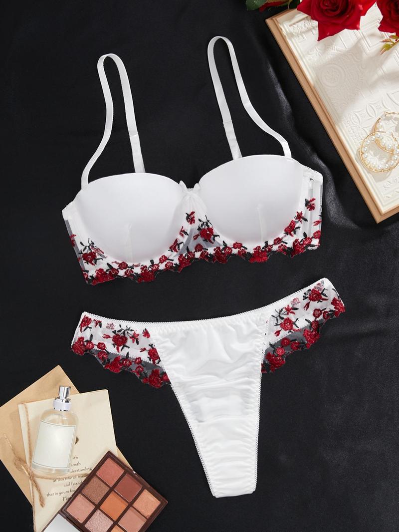 Product Introduction of Two-Piece Set Women's Ditsy Floral Embroidery Contrast Lace Bra & Scallop Trim Thong Underwear Set, Adjustable Strap Push Up Bralette & Panty, Lingerie Set for Women 4