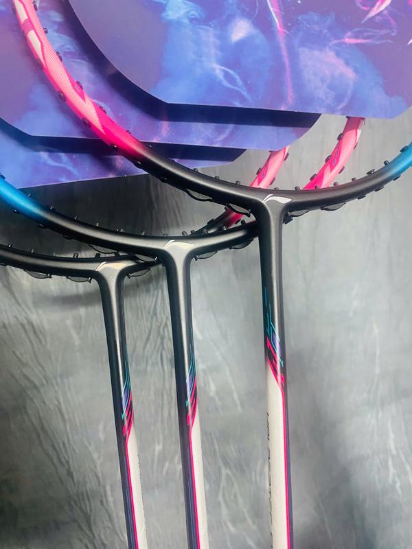 Vợt cầu lông LN HBT 8000 khung full cacboncăng sẵn cước max 13kg,tặng quấn cán vợt+bao vợt Sport Carbon Cán Vợt Cao Su