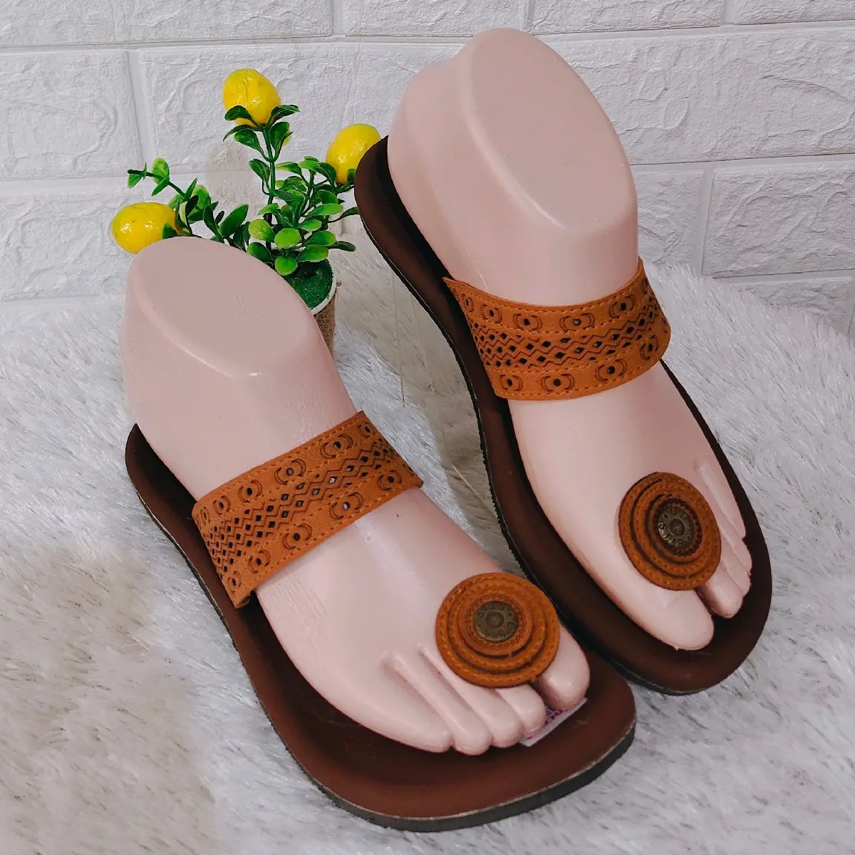 Sandal Vincent ori (Japit jamur tan)