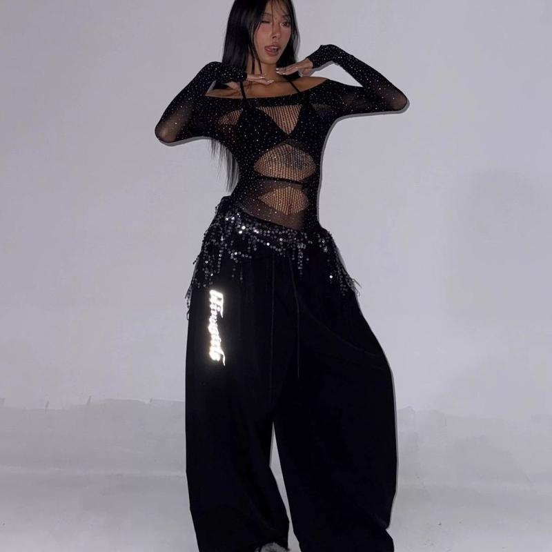 Product Introduction of Áo Jumpsuit Quần Cô Gái Nóng Bỏng Gợi Cảm, Phong Cách INS Châu Âu Và Mỹ Dài Tay, Áo Phông Áo Xuyên Thấu Khiêu Vũ khoét Áo Múa Jazz Dáng Ôm 3