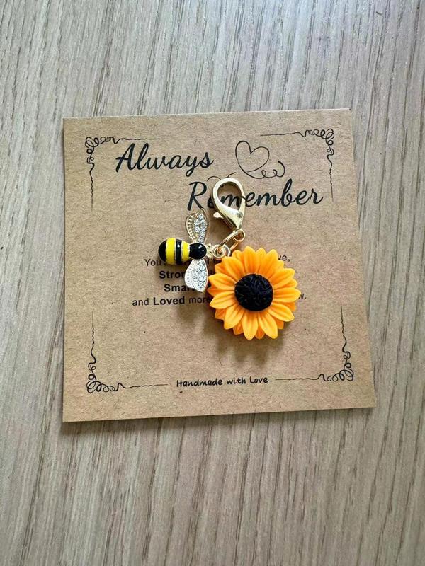 Cute Bee & Flower Design Keychain, Colorblock Keychain for Women & Men for Daily Clothing Decor, Trendy All-match & Exquisite Keychain for Birthday Gift 6