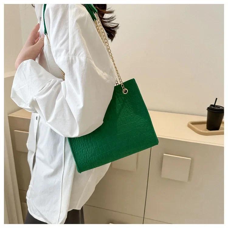 Product Introduction of Simple Felt Shoulder Bag for Women Leisure Chain Solid Color Messenger Bag Handbags Bolsos Para Mujeres Tendencia 19