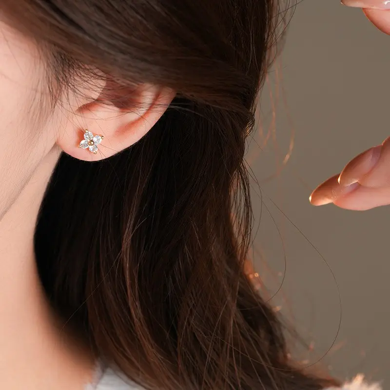 Mini Flowers Stud Earrings, Female Clover Petite Earrings, Sweet Fresh Trendy Ornament