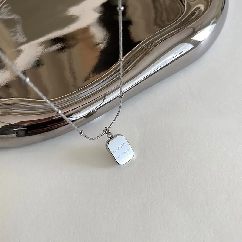 Dây chuyền titan mặt Charm khối _ HiCoBe