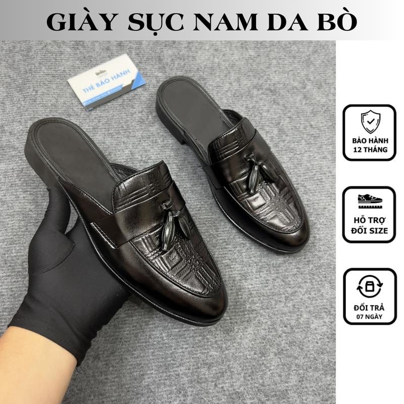 Sục nam da bò mũi tròn, mặt da dập vân, đính kèm chuông, đế cao su được khâu chỉ chắc chắn, sục nam hở gót hottrend 2024 0
