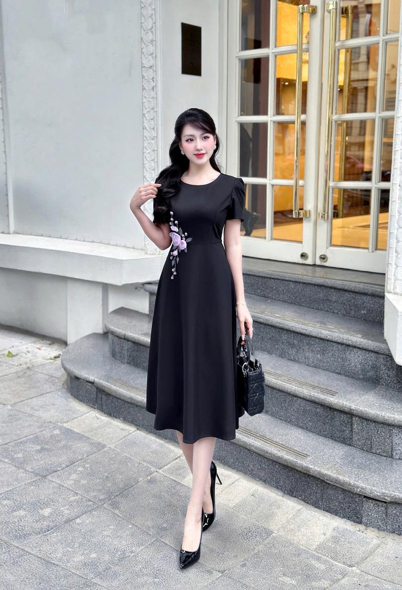Product Introduction of Đầm Thiết kế QD7 kết hoa sang chảnh quyến rũ, đi làm, đi chơi, đi tiệc. Nữ Women 7