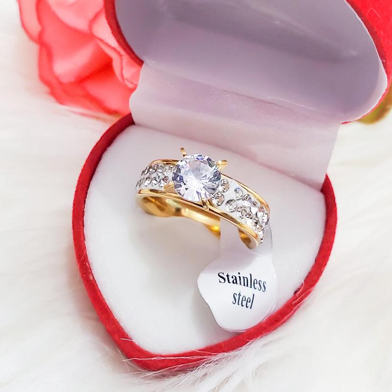 Cincin Titanium Anti Alergi Mata Satu 2 baris Plus Kotak Cincin Bentuk Love 1