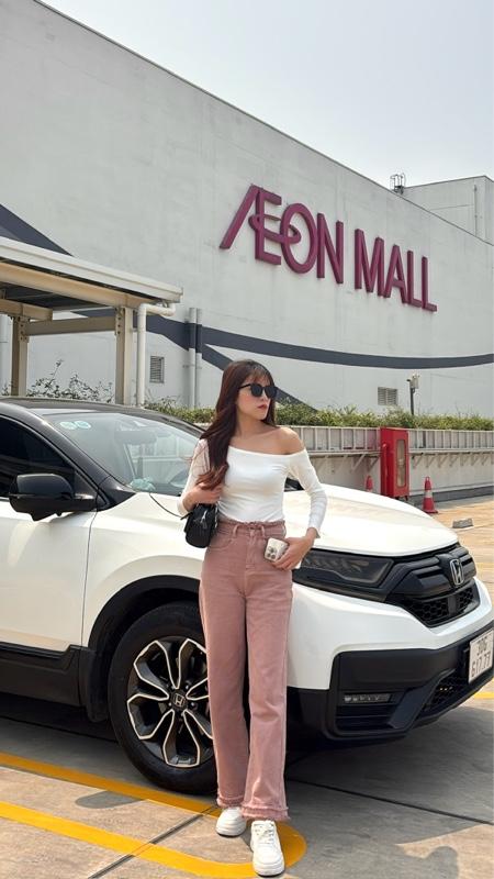 Product Introduction of PINKY JEANS - Quần jeans nữ cạp cao ống rộng hàng QC 8