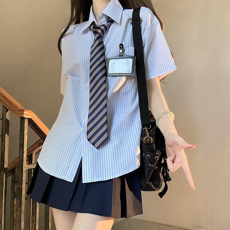 Product Introduction of Three-Piece Summer New Japanese College JK Striped Shirt Short Sleeve Student All-Matching Pleated Skirt Anti-Aging Outfits 8