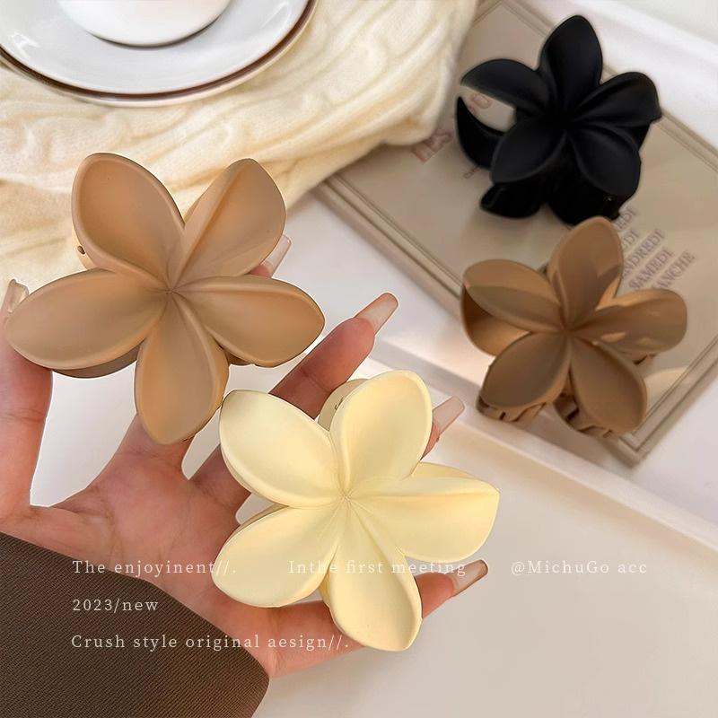 Product Introduction of Matte Acrylic Plumeria Flower Ponytail Hair Clips Hairpin Hair Clamp Back Barrettes Headwear Hair Rope Accessories Hair Clip Beach Hairpin Barrettes Accessories Hair Tie Ponytail Tie 15