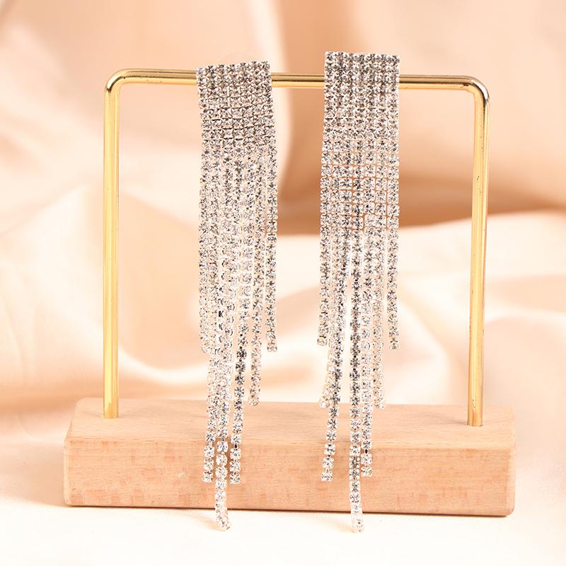 Product Introduction of Hoa Tai Sáng Bóng Cổ Điển Hoa Tai Dài Cỡ Lớn Cho Nữ, Với Tua Rua, Thời Trang, Phong Cách Hàn Quốc, RRR 12