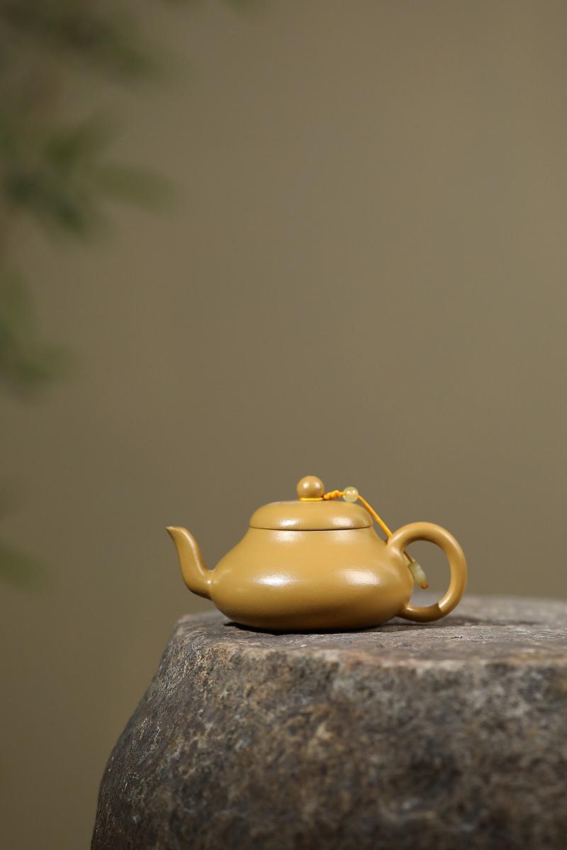 Product Introduction of Authentic Yixing Zisha Teapot - 100% Handmade Chinese Tea Set for English Breakfast/Earl Grey (Premium Gift for CNY/Mid-Autumn) 1