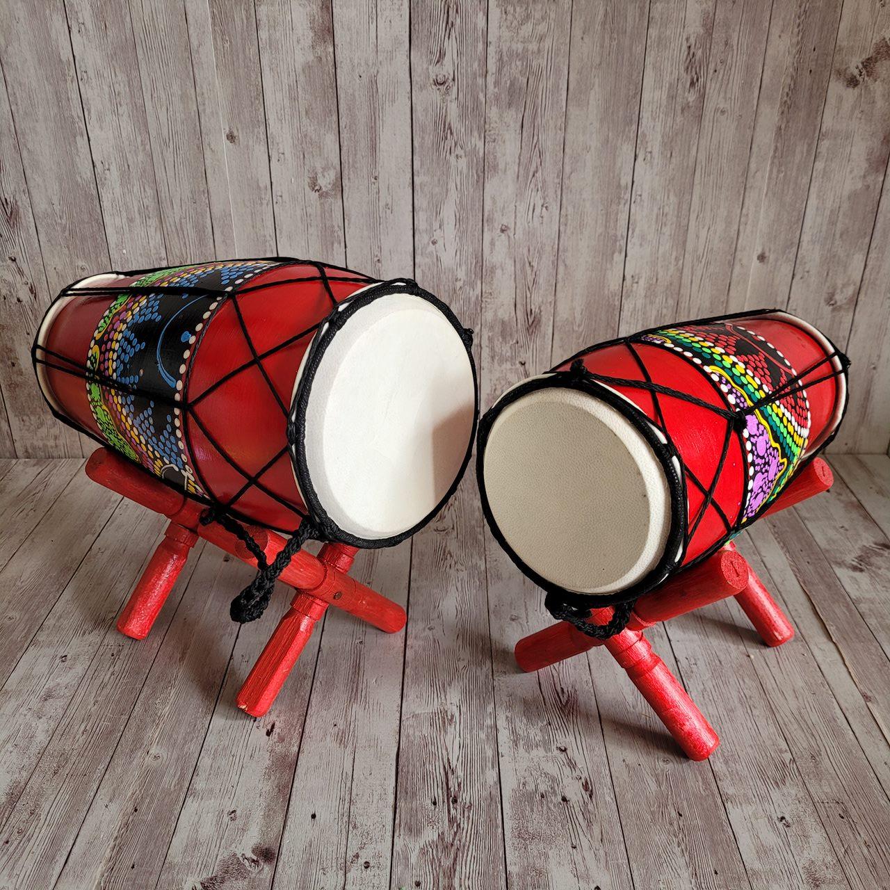Mainan Tradisional Anak Kendang Jawa Seni Jaranan Panjang 30cm Motif Unik Suara Nyaring Berkualitas Mainan Tradisional Anak Kendang Jawa Seni Jaranan Panjang 30cm Motif Unik Suara Nyaring Berkualitas