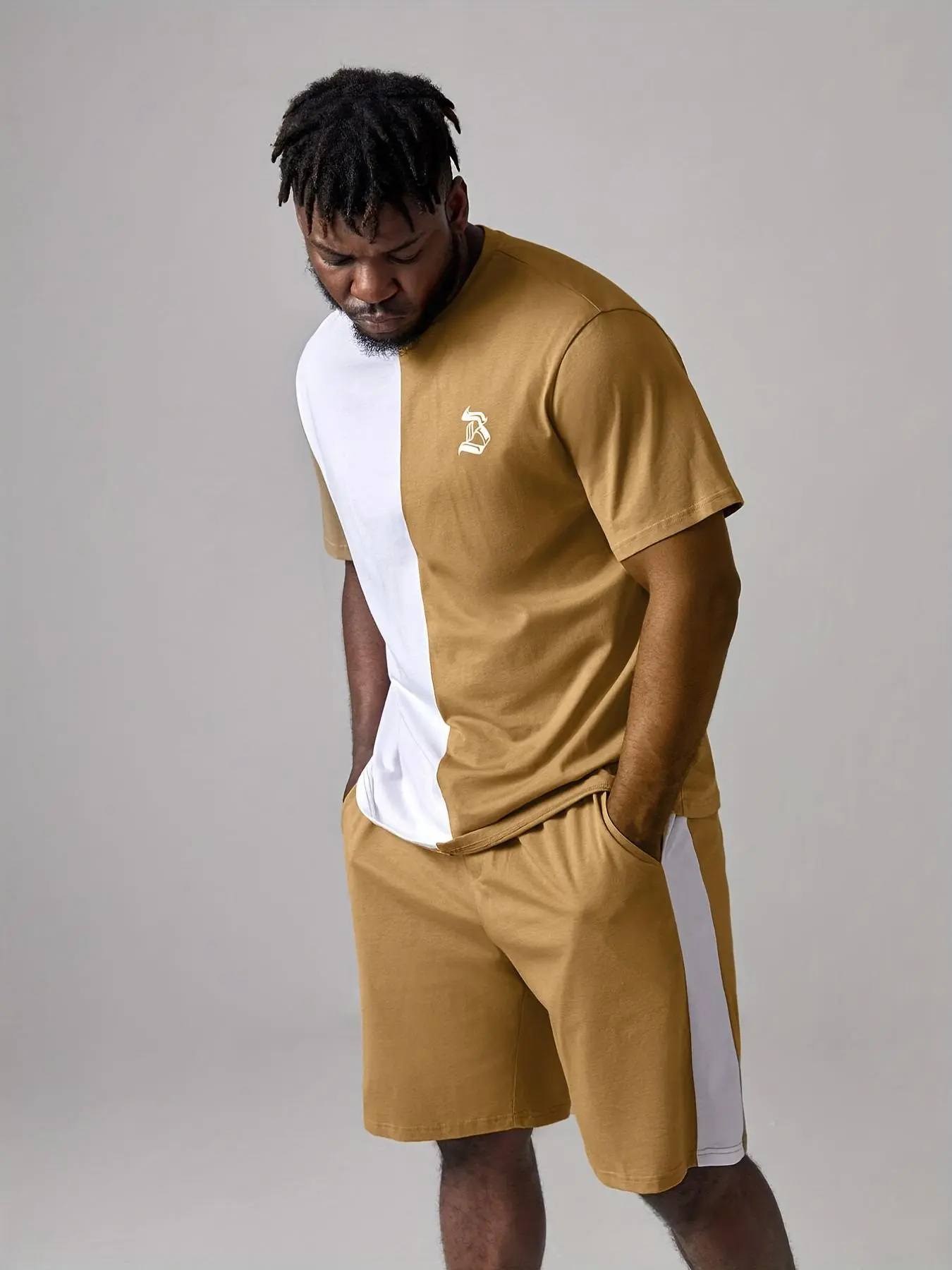 【Plus Size】 Men's Patchwork Print Short Sleeve Tee & Shorts Two-piece Set, Casual Round Neck T-shirt & Shorts, Summer Clothes for Outdoor