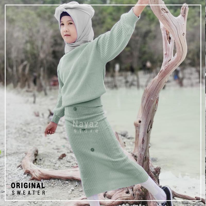 Sweater Rajut Selelan Anak Perempuan 3