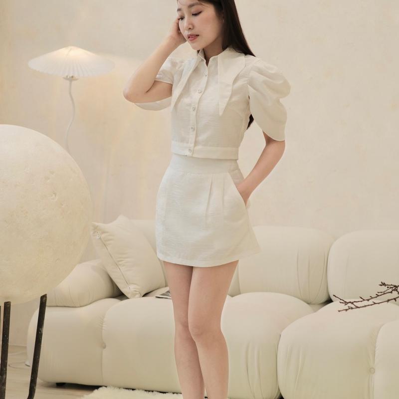 White Swan Set, áo crop cổ gợn sóng tay thiên nga và chân váy chữ A 2