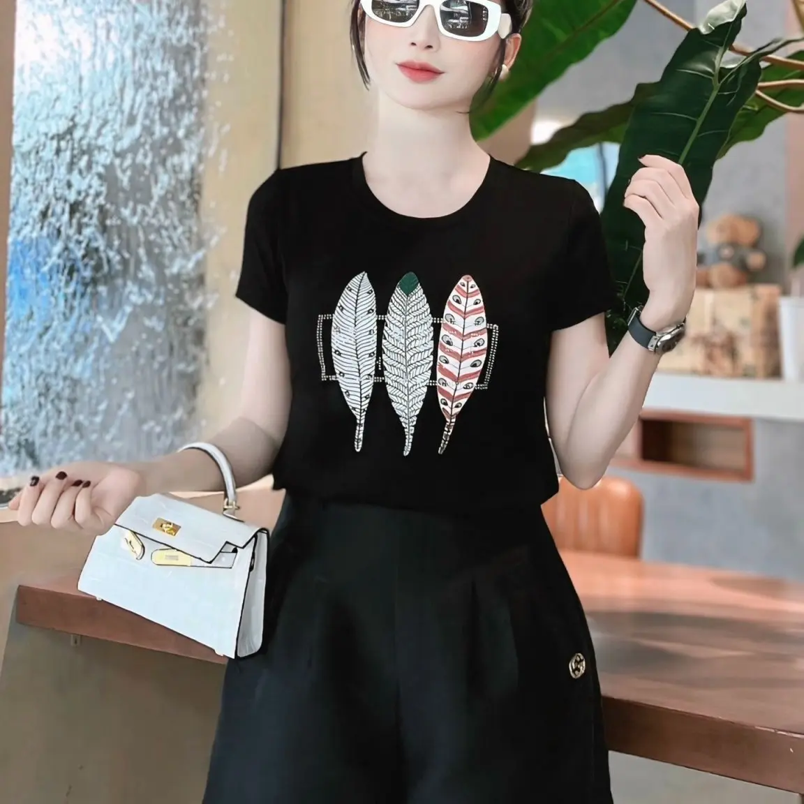 ÁO cộc cổ tròn .hình in 05