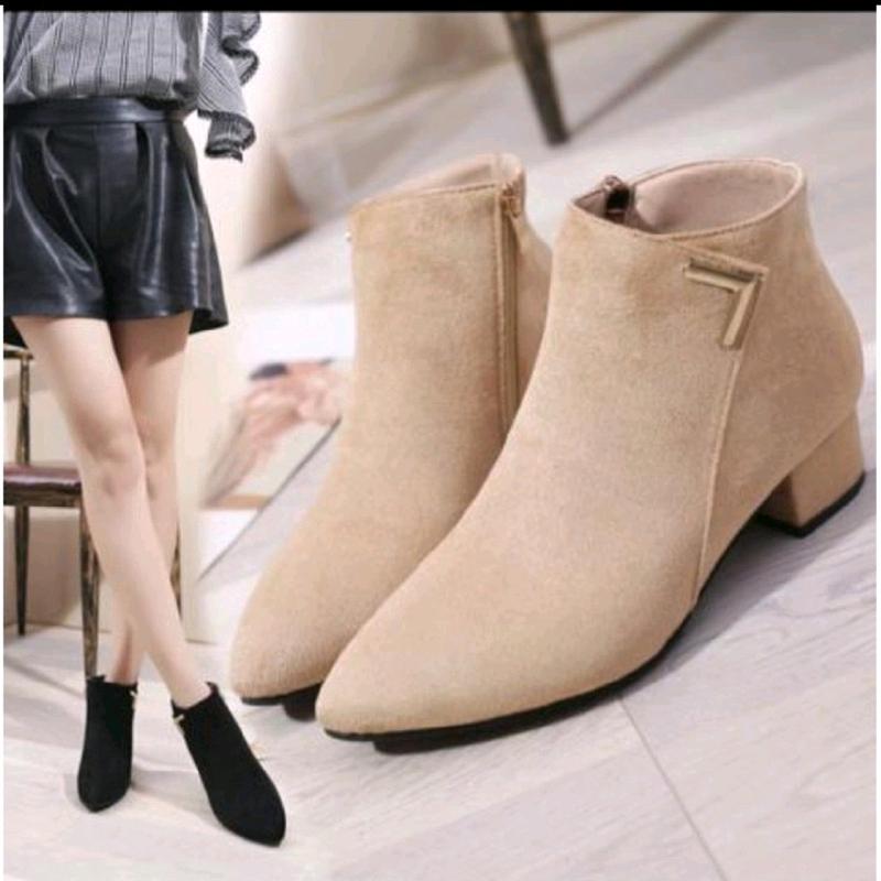 Hills mini boots variasi V (JM02) Pergelangan kaki 1