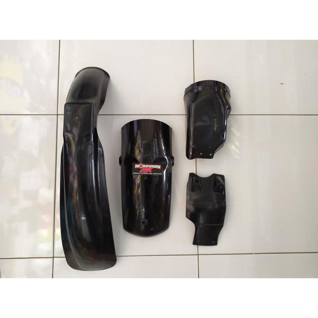 Spakbor set TS 125 HITAM