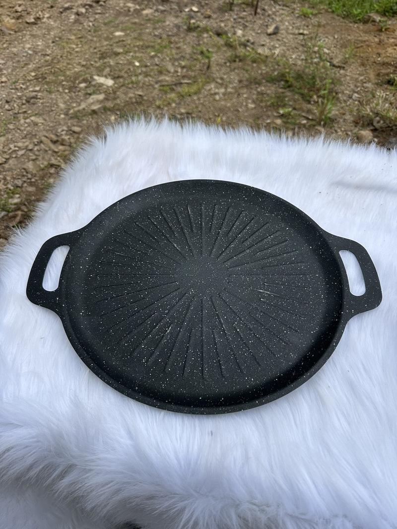 Product Introduction of ( COMBO 4 MÓN CHẢO ) 1 chảo nướng thịt chống dính 34cm - 1 chảo khuôn bánh thọt 12 cái - 1 chảo chiên chống dính 22cm - 1 chảo nhỏ chiên chống dính ốp la 9