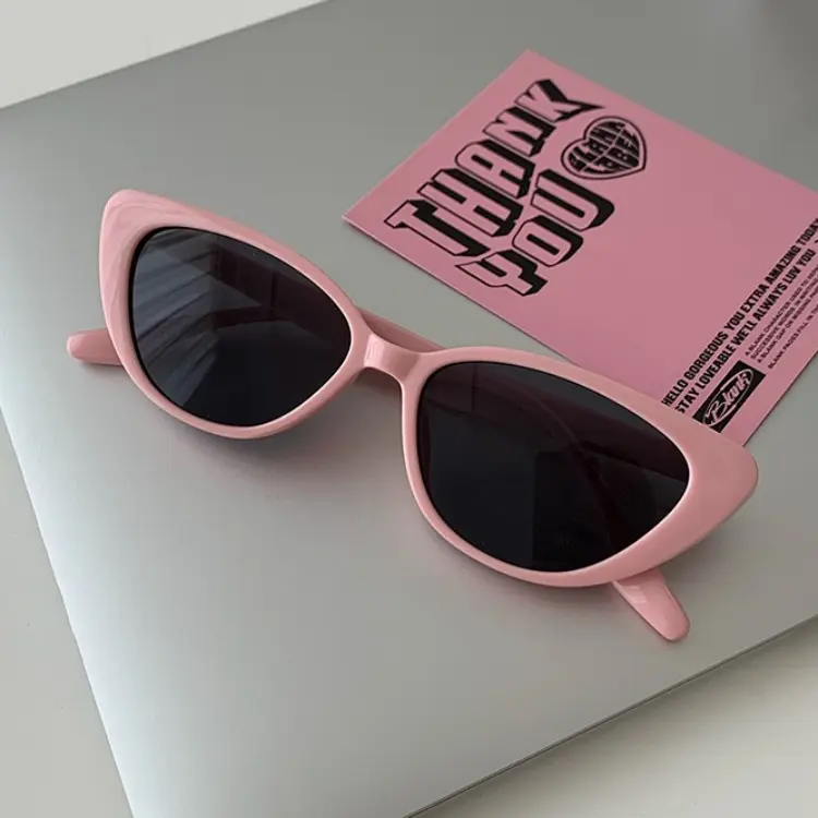 Pink Cats' Eye Sunglasses Women's Brown Summer High-Grade New Sunglasses Men's Shade Netting Red Retro Fashion Glasses women  glasses