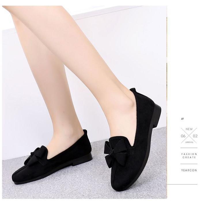 Product Introduction of Spring Old Beijing Cloth Shoes Women's Shoes Black Work Shoes Bow Flat Gommino Women's Shoes Breathable Mom Shoes 10