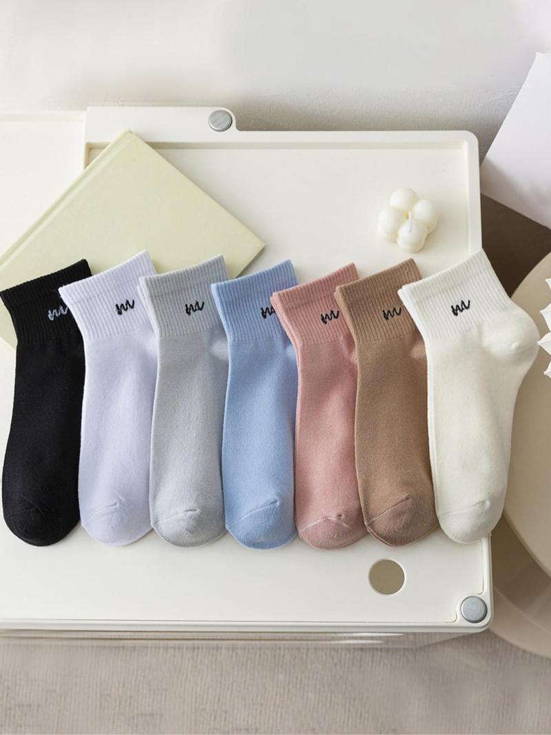 Product Introduction of Women's Low Cut Socks, Casual Moisture Wicking Socks, Soft Comfy Breathable Socks for All Seasons Daily Wear 3