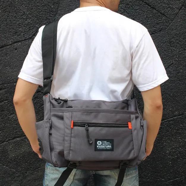Tas Sling Bag Pria Tas Selempang Kekinian Tas Slempang Distro Hitam Polos