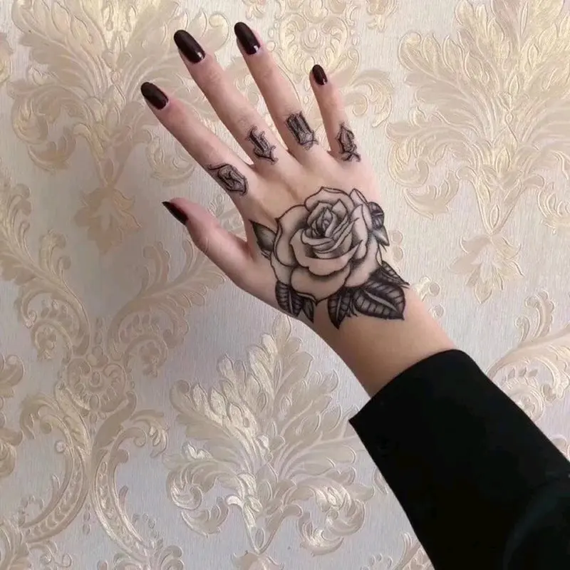 Tatto  Temporary Tubuh Tato temporer Mawar Hitam Tahan Air Punggung Tangan Motif Mawar Hitam Merah Kering Wanita Bunga