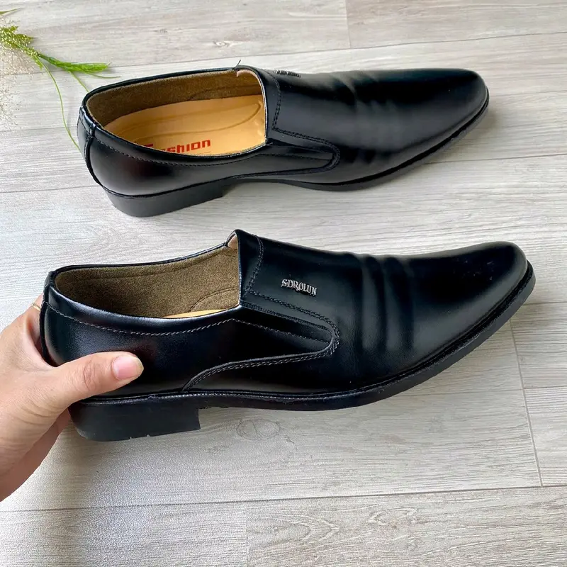 BH 1 năm-Giày Tây công sở Mã DK01,giày da bò trơn sản xuất thủ công tại langc nghề truyền thống.Đế căo su khâu chắc chắn. 2