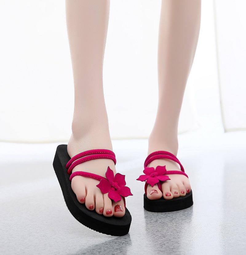 Product Introduction of Beach Beach Korean Flip-flops Women's Shoes 6