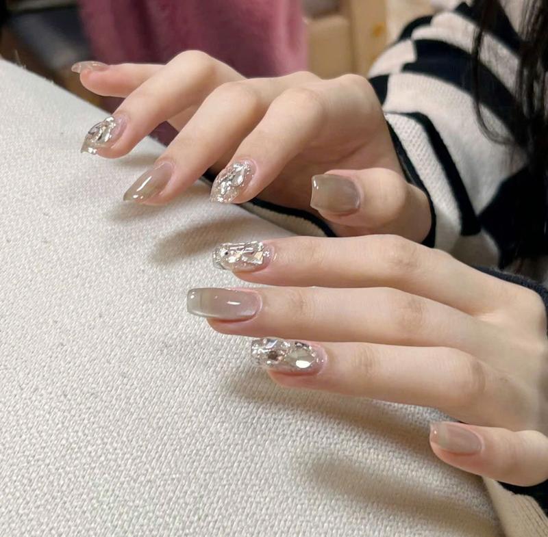 NAIL__XINH MÃ Đ308 MẮT MÈO MÀU GHIINH MÃ Đ308 MẮT MÈO MÀU GHI NAIL BOX MÃ Đ308 mắt  mèo