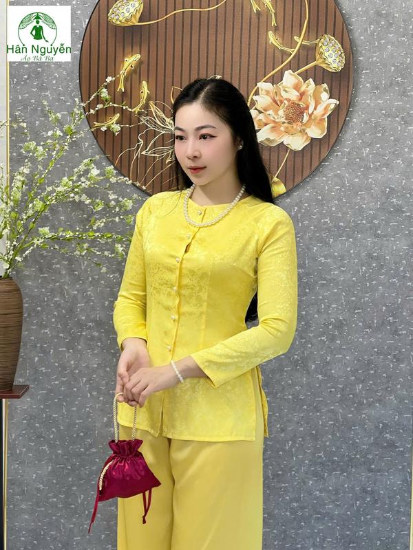 Hân Nguyễn Áo Bà Ba - B.A47 ÁO LẺ Áo Bà Ba Gấm Hoa Cổ Tròn Tay Dài Nữ Top Women Sơ Mi