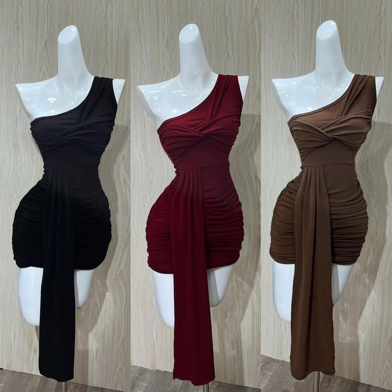 ĐẦM BODY NHÚN LỆCH VAI XOẮN NGỰC TUA RUA THUN LẠNH