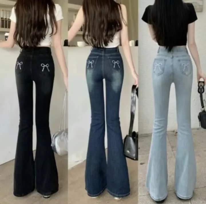Quần jean ống loe thêu nơ trắng túi sau, vải jean mềm, thắt lưng