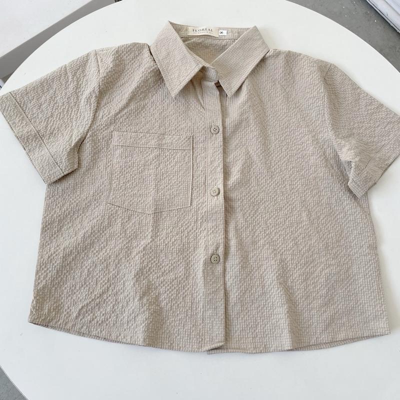 [SMOR ROOM] Sơ mi ngắn tay 1 túi chất kate xốp API